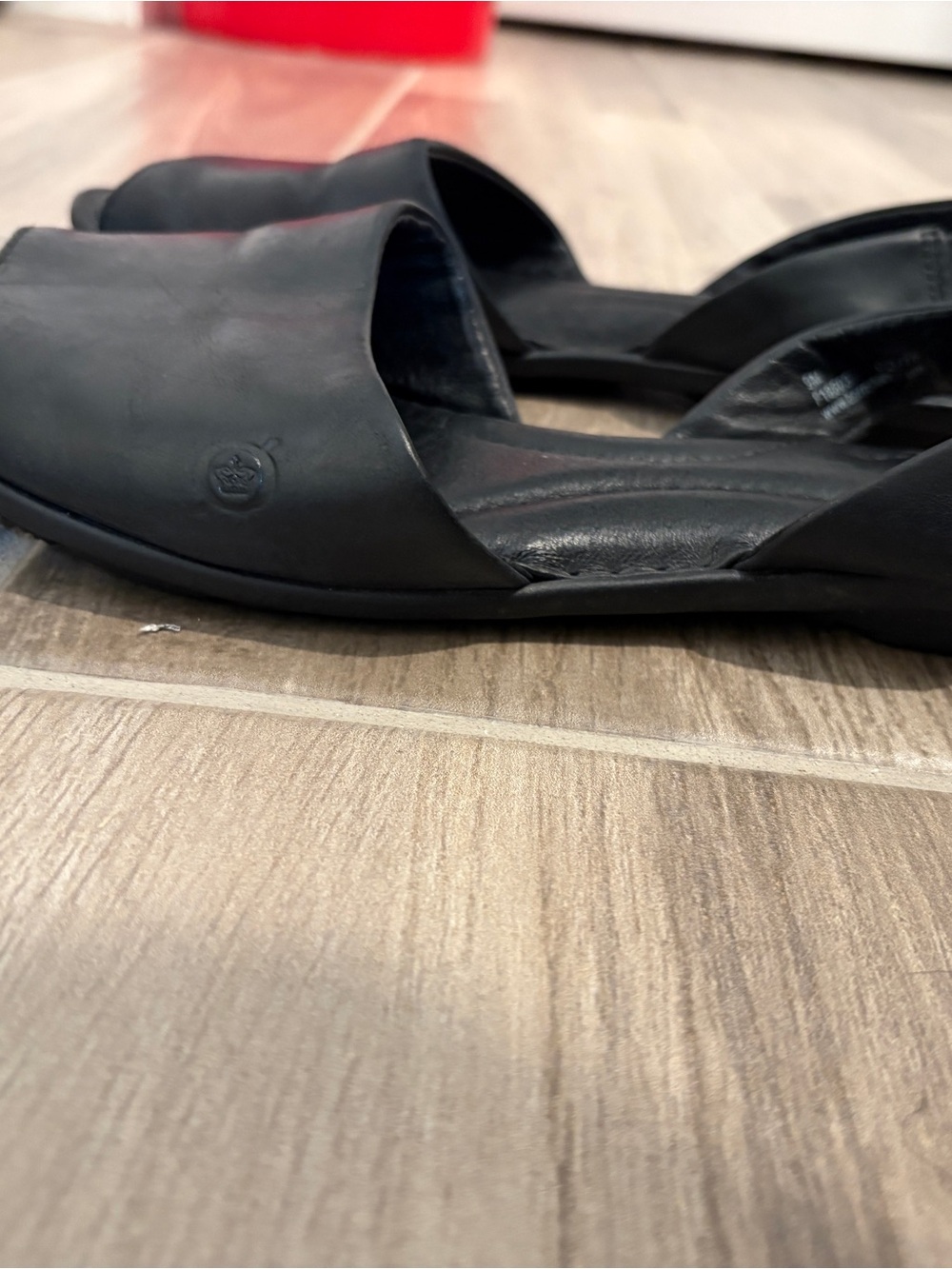 Børn Trang Black Leather Slingback Sandals. - Picture 4 of 5